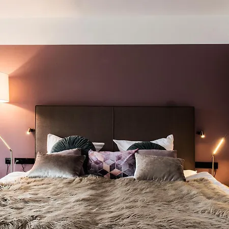 Отель Jagdschloss Windenhuette