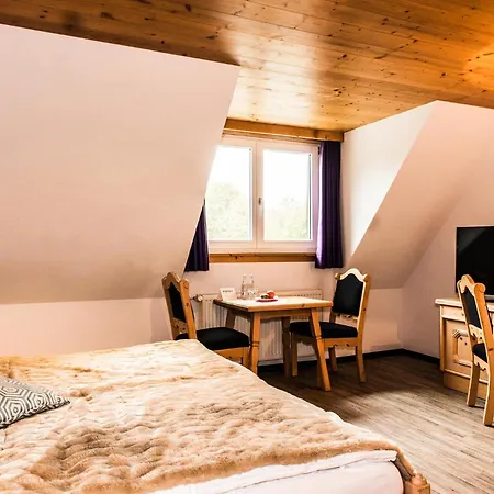 Jagdschloss Windenhuette Отель 3*