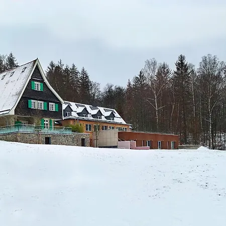 Jagdschloss Windenhütte 3*