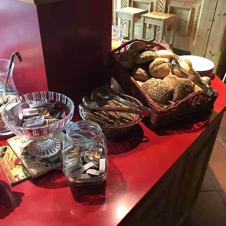 Jagdschloss Windenhuette 酒店 3*