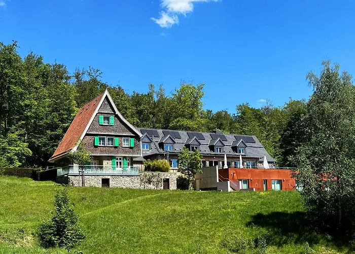 Hotel Jagdschloss Windenhuette 3*