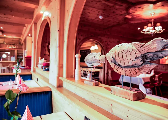 Jagdschloss Windenhütte 3*